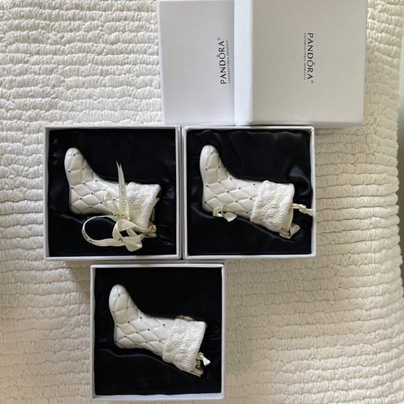 Pandora Ornament 2012 limited edition Christmas Stocking Boot - Picture 6 of 9
